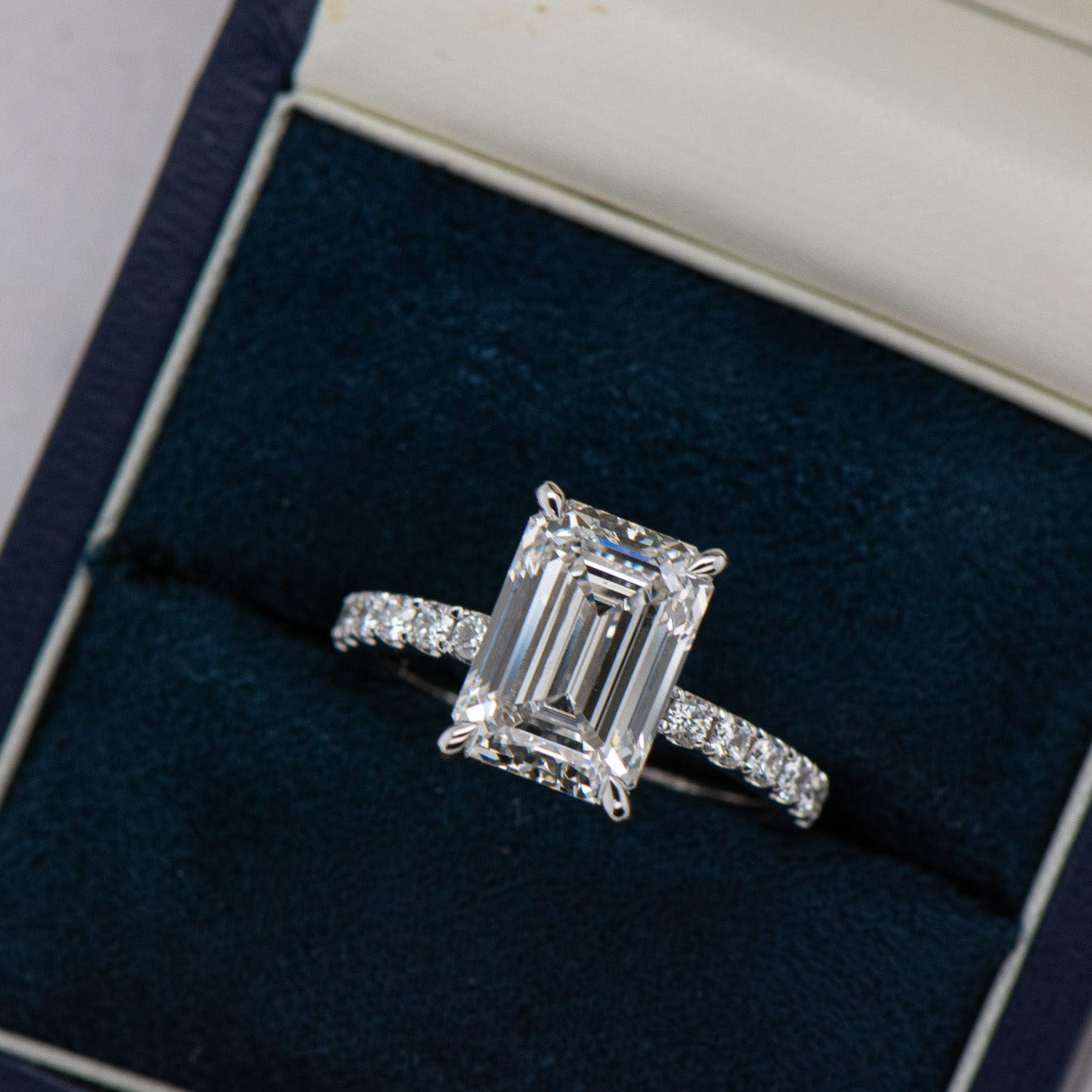 4.01ct Edith | Emerald Cut Engagement Ring | R2W