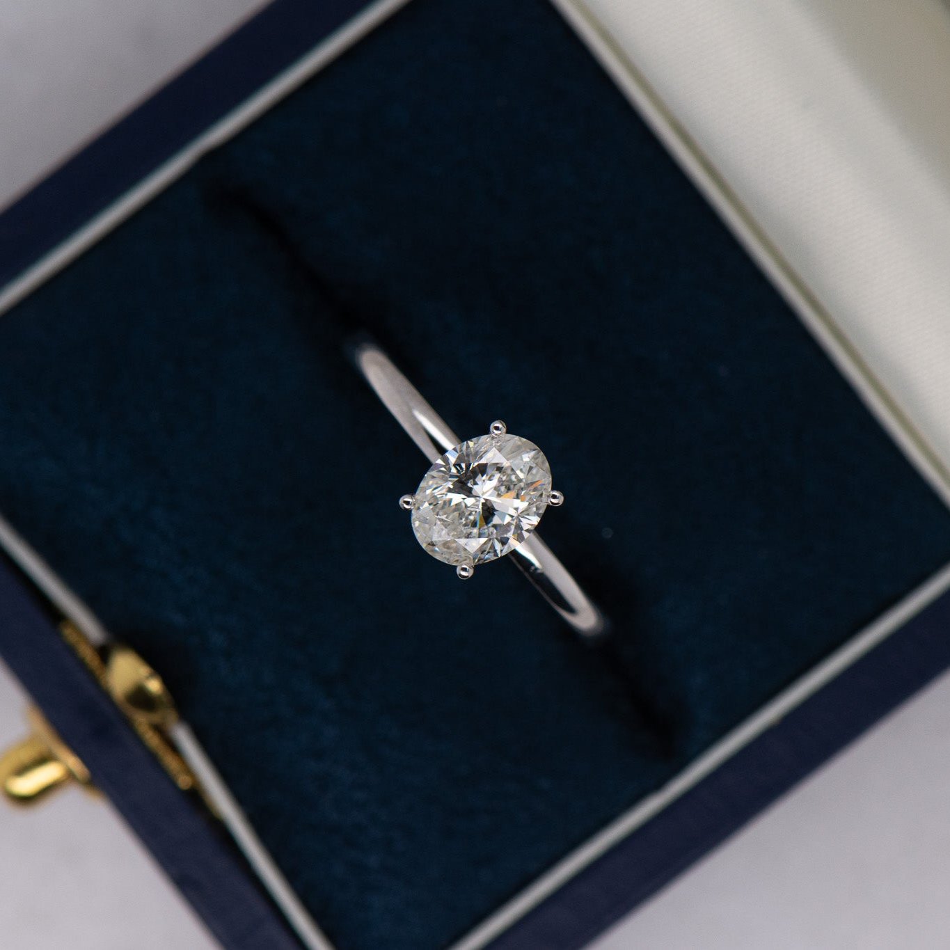 1.00ct Natural Helena | Oval Cut Engagement Ring | R2W